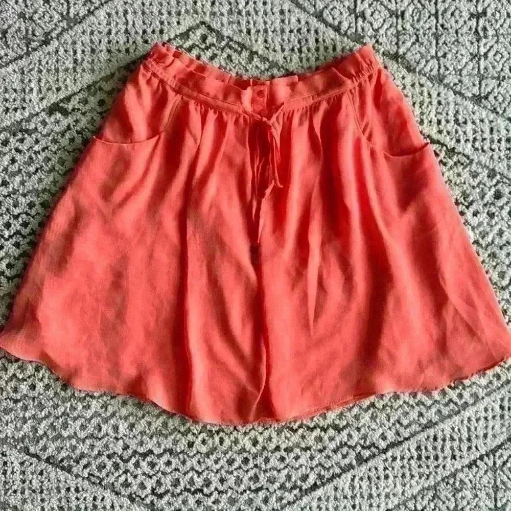 Promod skirt purchased in Italy size medium